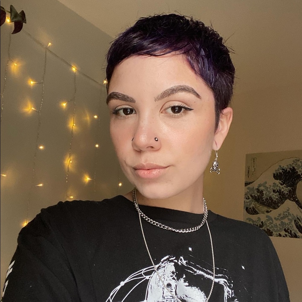 Meet your Posher, Aja